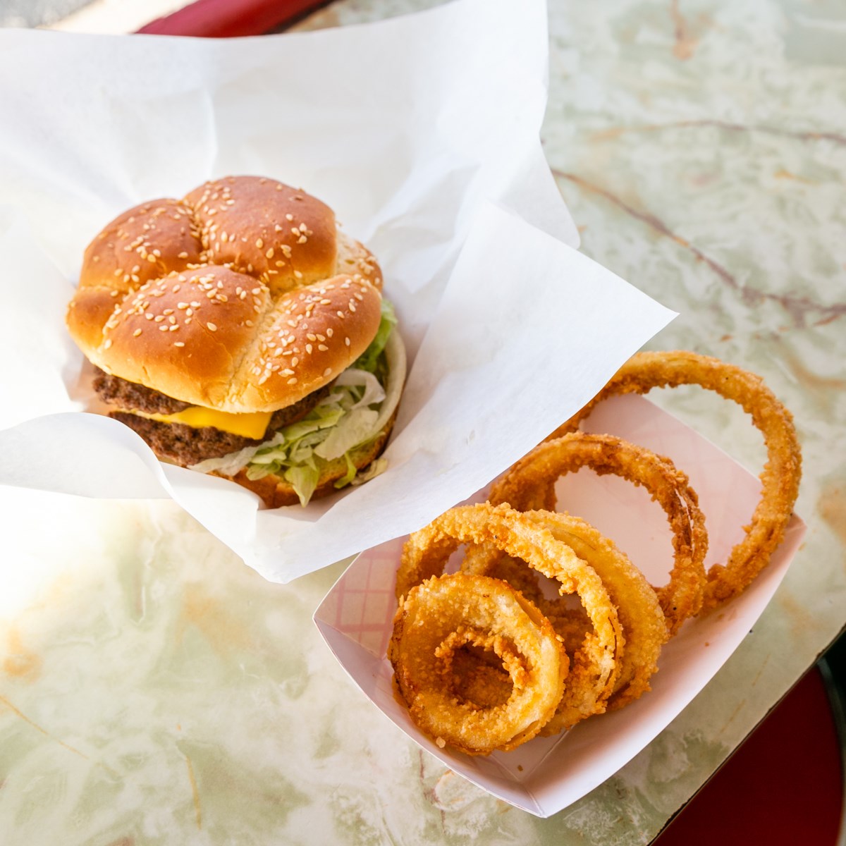 Burger & Onion Rings
